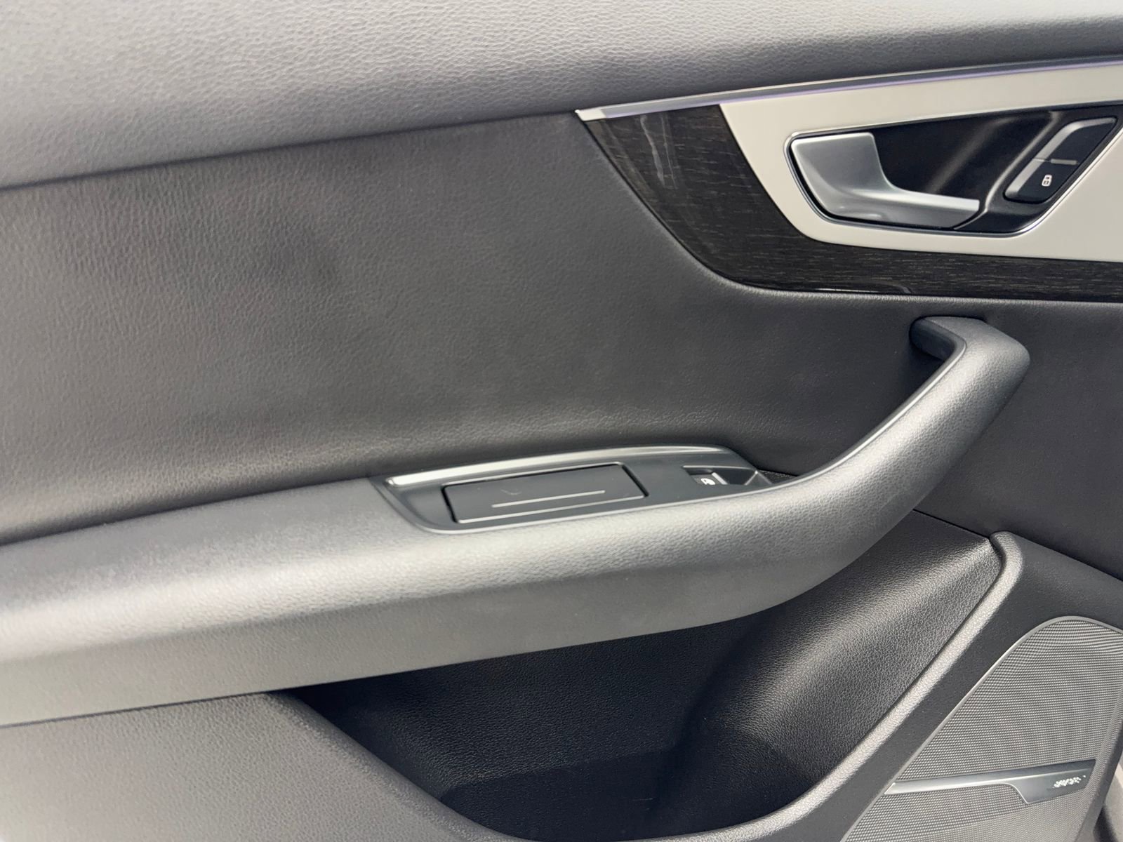 Used 2019 Audi Q7 2.0T Premium Plus w/ Premium Plus Package image 42