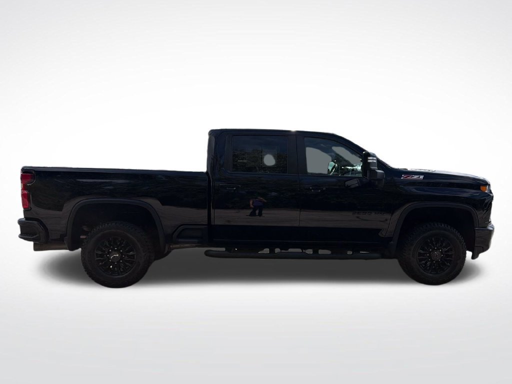 Used 2023 Chevrolet Silverado 3500 LTZ w/ LTZ Plus Package AWD/4WD image 8
