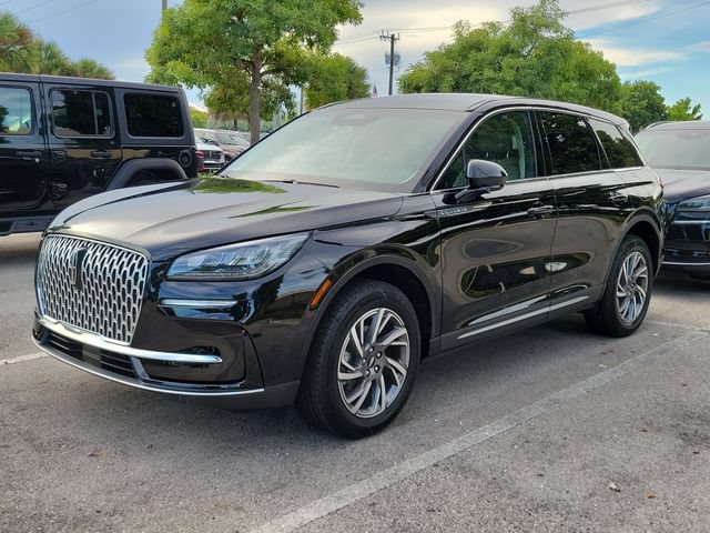 Certified 2024 Lincoln Corsair FWD image 3