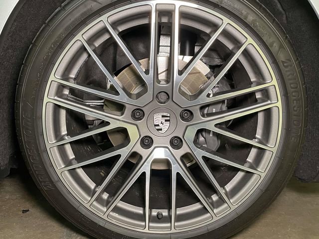 New 2026 Porsche Panamera 4 image 14