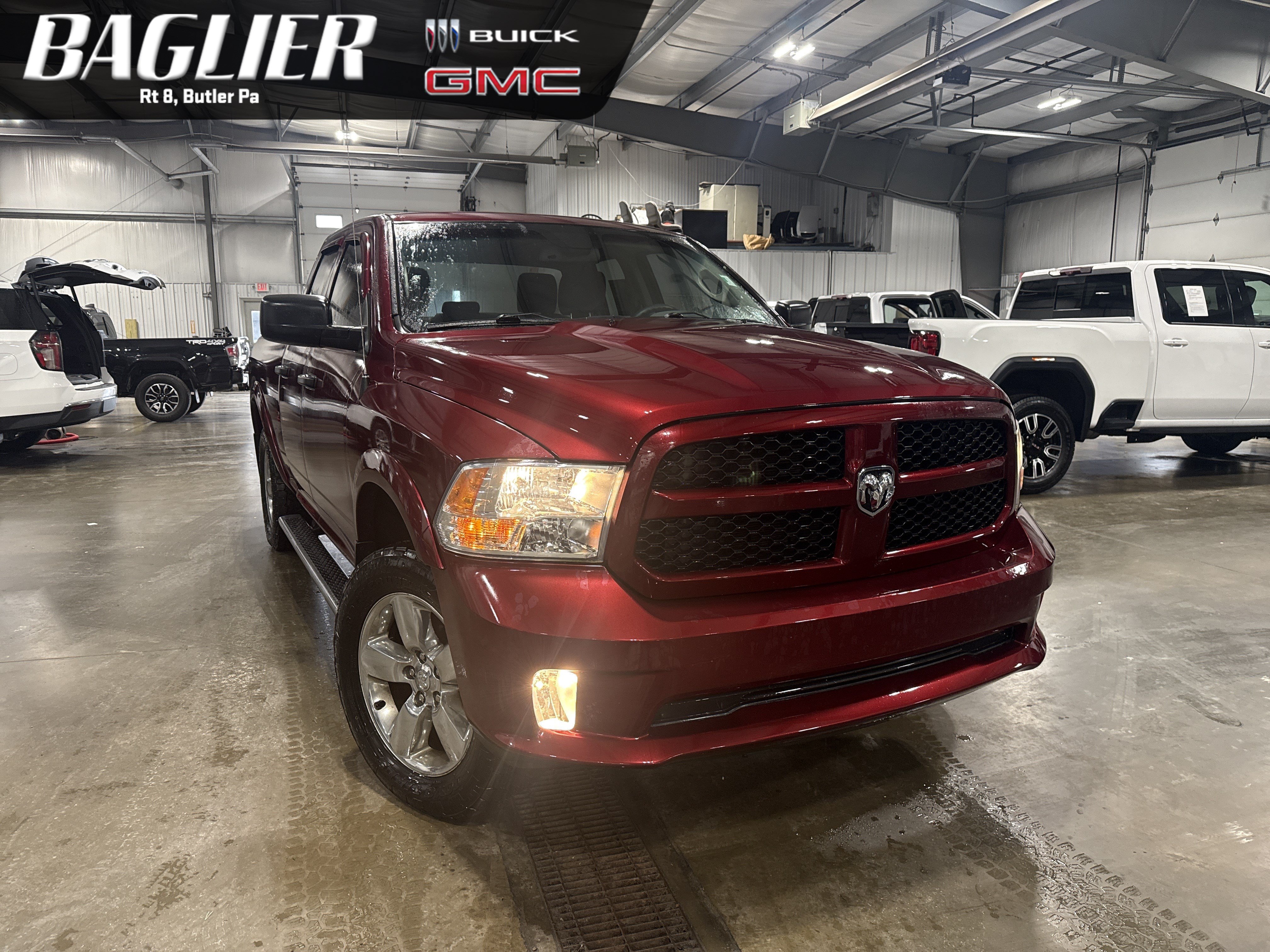 Used 2019 RAM 1500 Express AWD/4WD image 1
