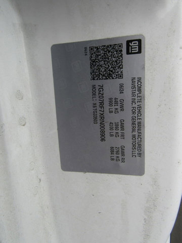 Used 2024 GMC Savana 3500 w/ Power Convenience Package image 27