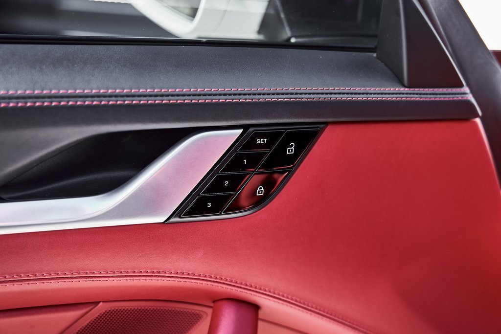 Used 2021 Porsche 911 Turbo S image 30