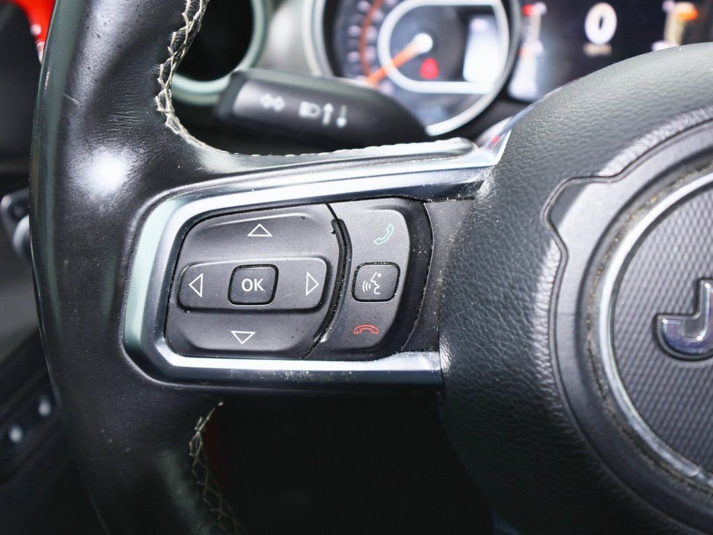 Used 2018 Jeep Wrangler Unlimited Sahara image 21