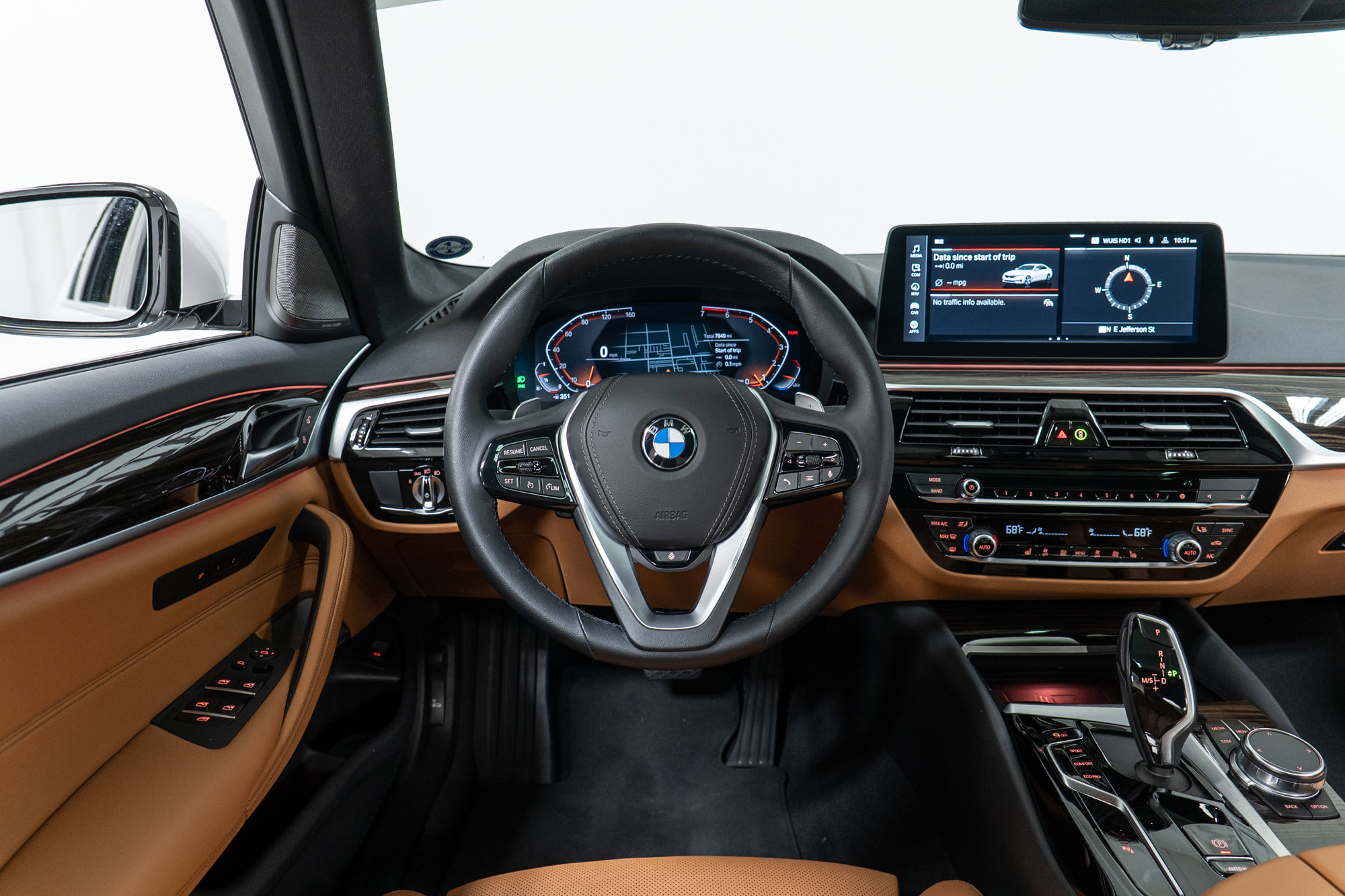 Certified 2023 BMW 530i xDrive w/ Premium Package image 17