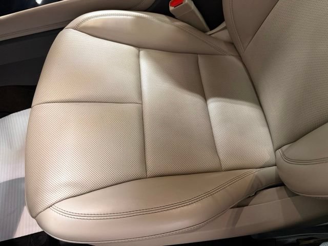 Used 2024 Lincoln Corsair AWD w/ Equipment Group 101A image 15