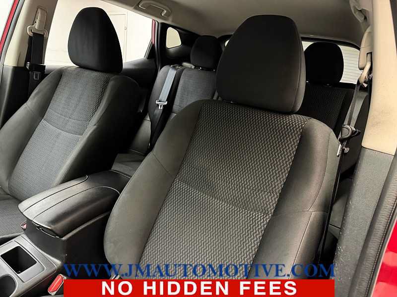 Used 2017 Nissan Rogue Sport S w/ S Appearance Package AWD/4WD image 13