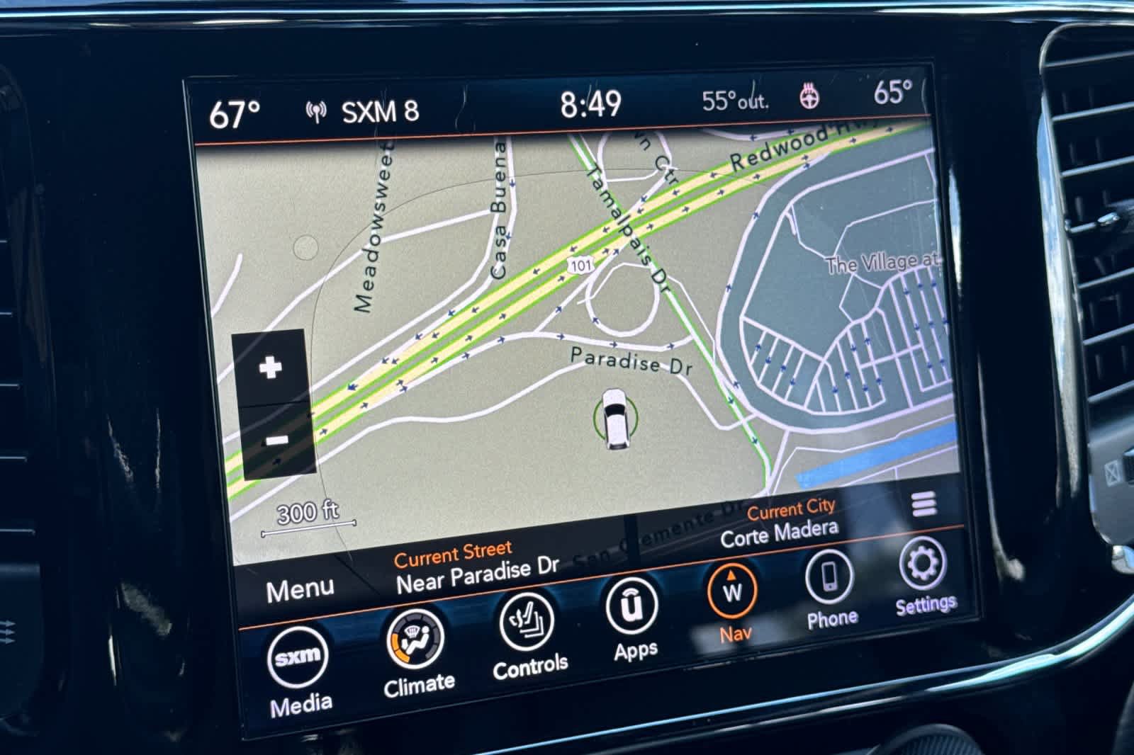 Used 2020 Jeep Grand Cherokee Altitude AWD/4WD image 18