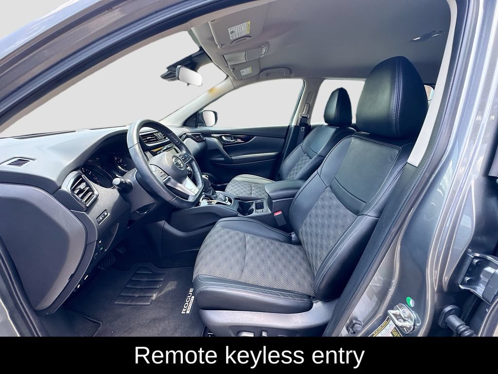 Certified 2022 Nissan Rogue Sport SV w/ Technology Package FWD image 9