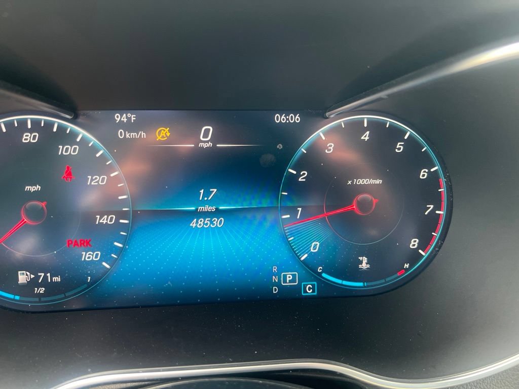 Used 2021 Mercedes-Benz GLC 300 w/ AMG Line image 30