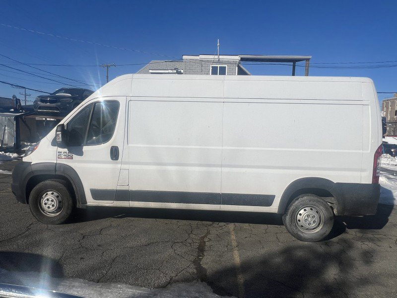 Used 2019 RAM ProMaster 2500 w/ Interior Convenience Group image 7