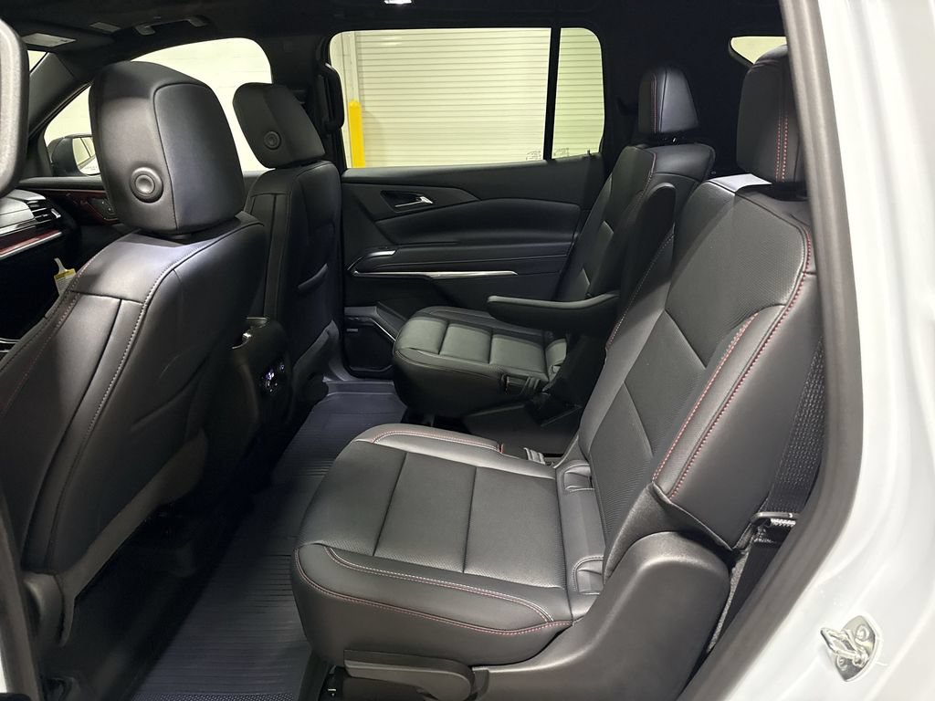 New 2026 Chevrolet Traverse Z71 w/ Enhanced Driving Package AWD/4WD image 23