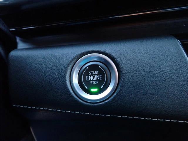 Used 2022 Cadillac Escalade ESV Premium Luxury image 26