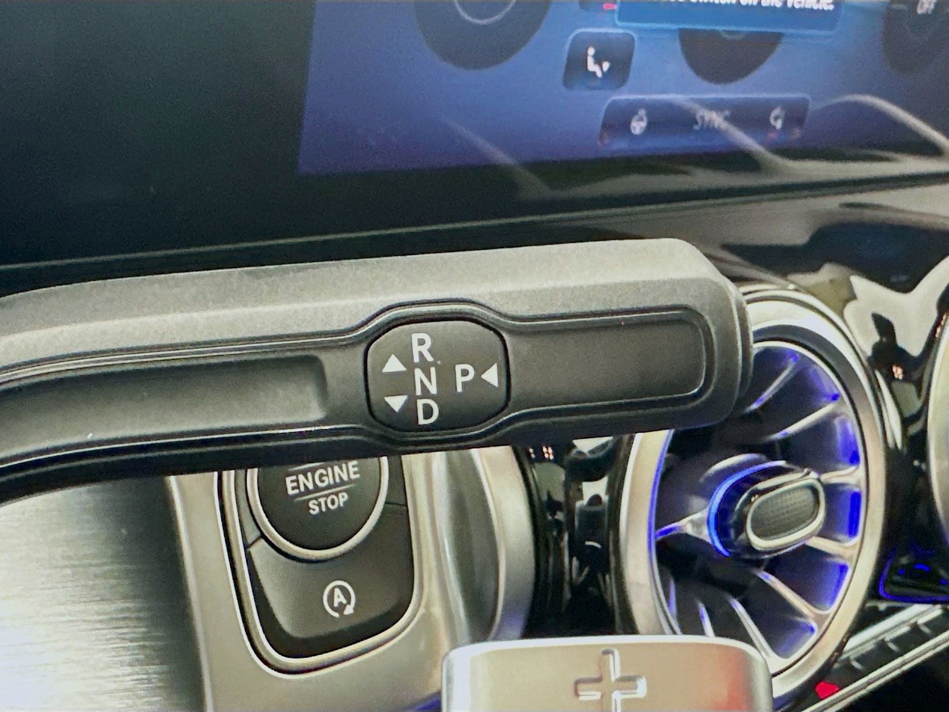 New 2026 Mercedes-Benz GLB 250 4MATIC image 17