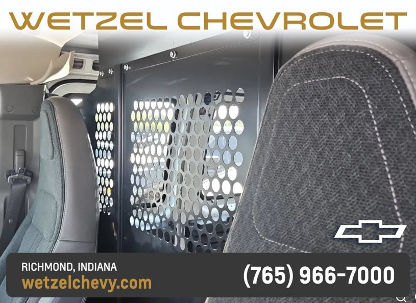 Used 2025 Chevrolet Express 2500 w/ Driver Convenience Package RWD image 4