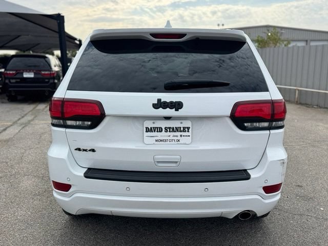 Used 2022 Jeep Grand Cherokee Laredo X AWD/4WD image 5