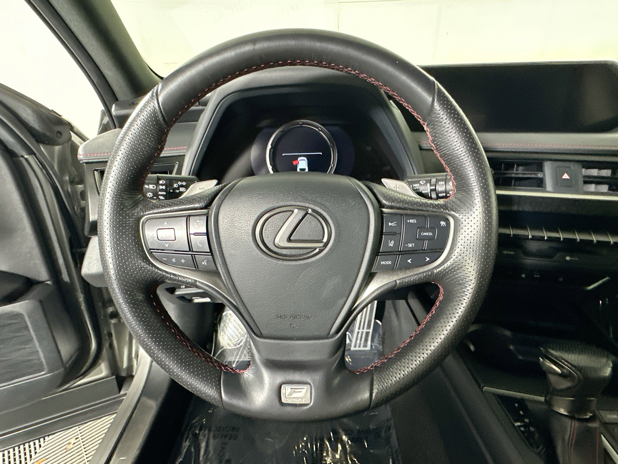 Used 2019 Lexus UX 200 F Sport image 15