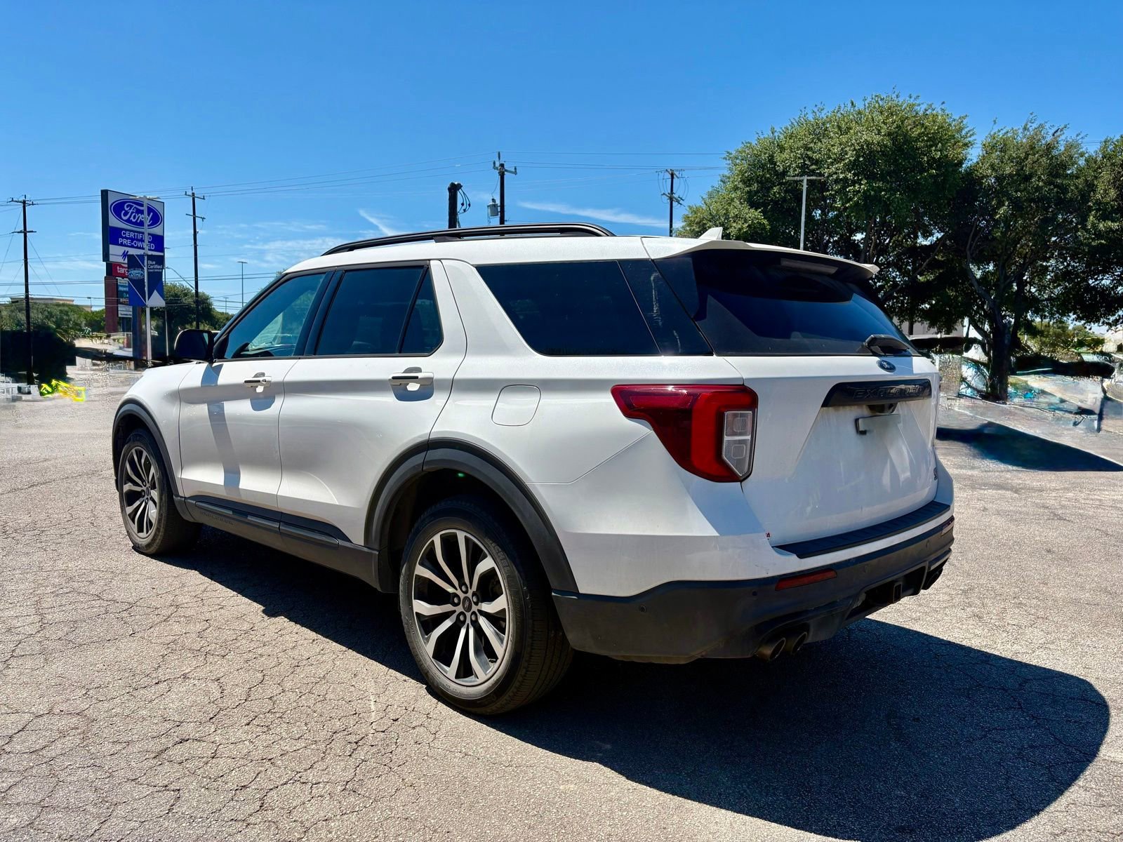 Used 2021 Ford Explorer ST w/ Equipment Group 401A AWD/4WD image 6