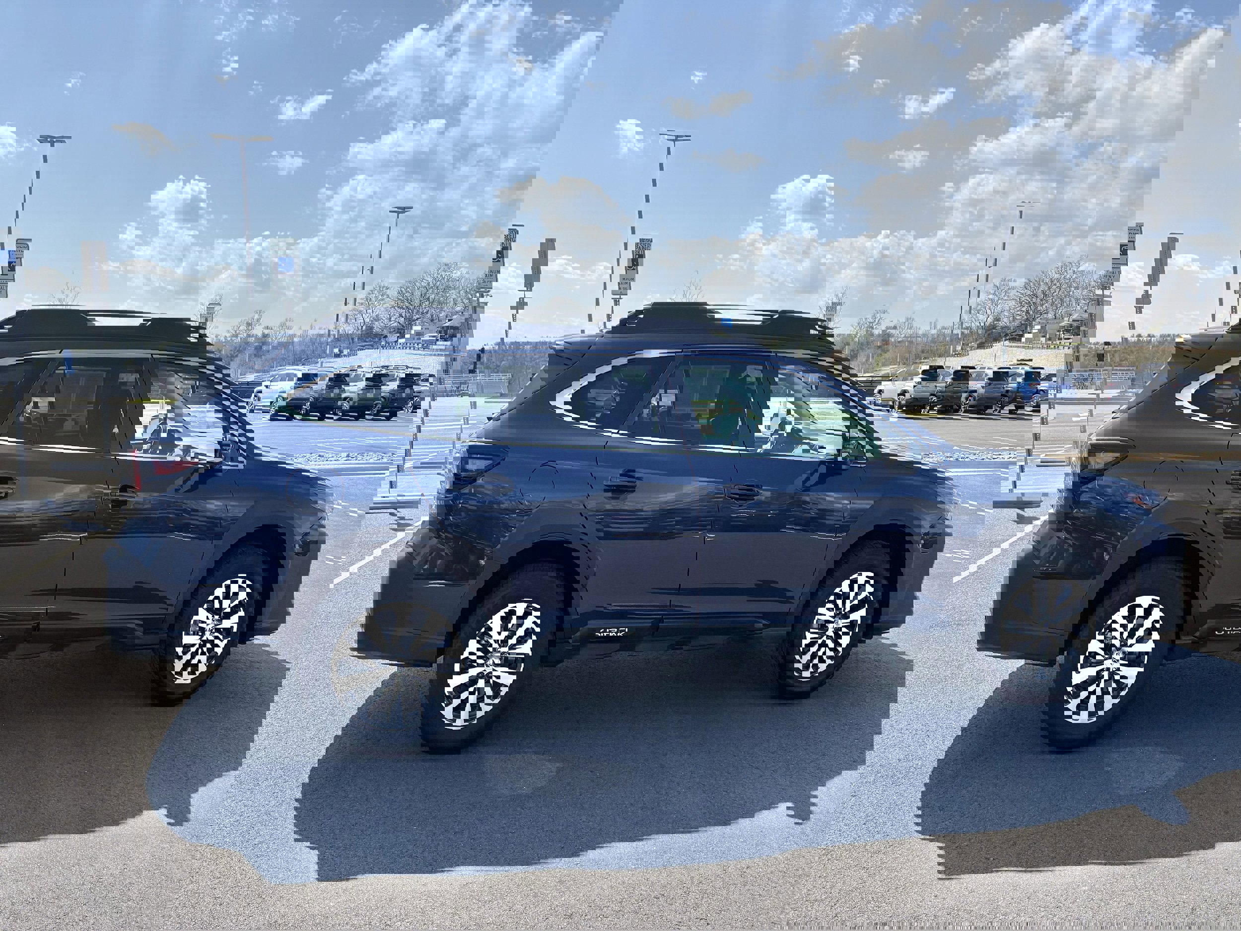 Certified 2025 Subaru Outback Premium image 8