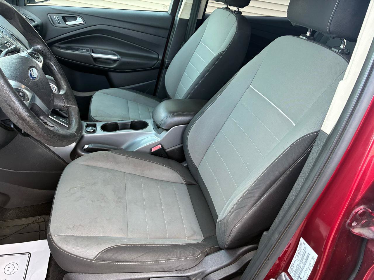 Used 2013 Ford Escape SE FWD image 9
