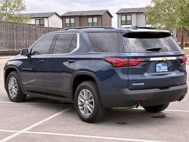 Used 2022 Chevrolet Traverse LT w/ LPO, Cargo Package FWD image 4