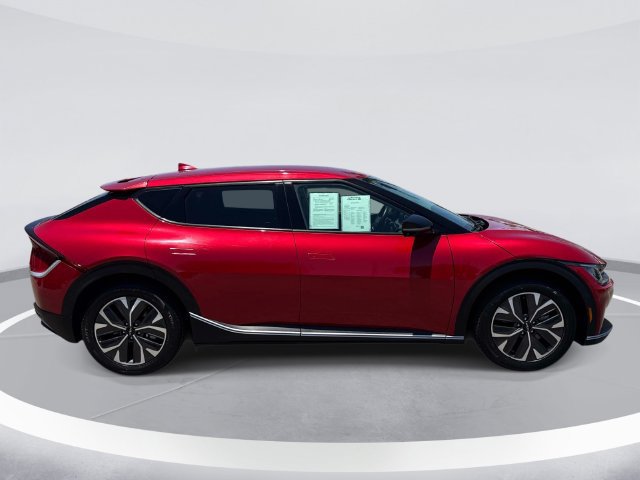 Used 2024 Kia EV6 Light AWD/4WD image 4
