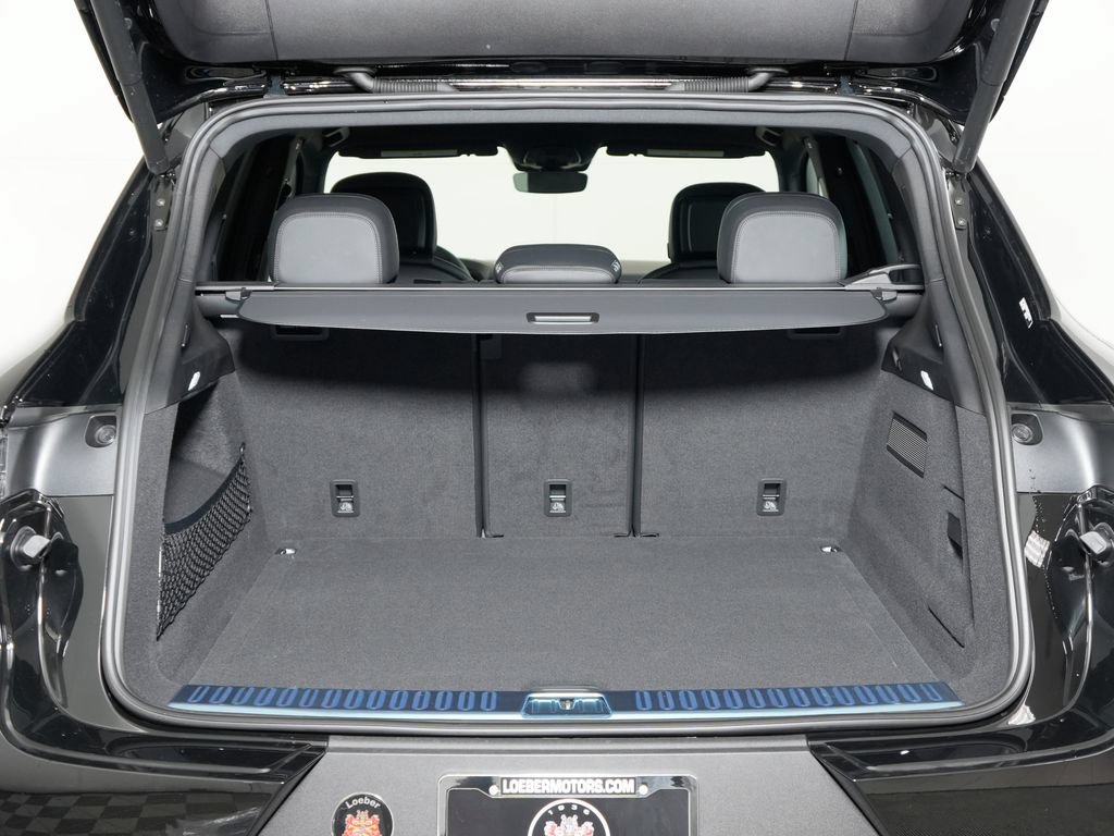 New 2026 Porsche Cayenne AWD/4WD image 40