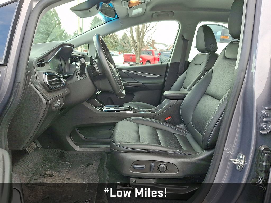 Used 2023 Chevrolet Bolt LT w/ Infotainment Package image 13
