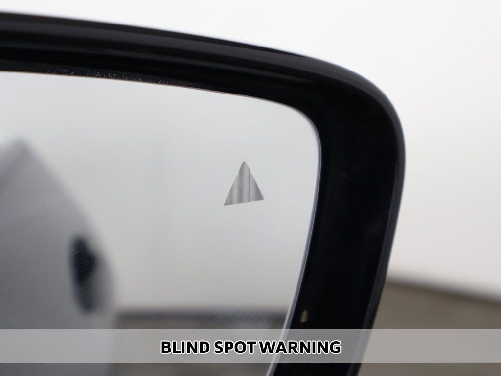 Used 2023 BMW 440i xDrive Convertible w/ Premium Package image 7