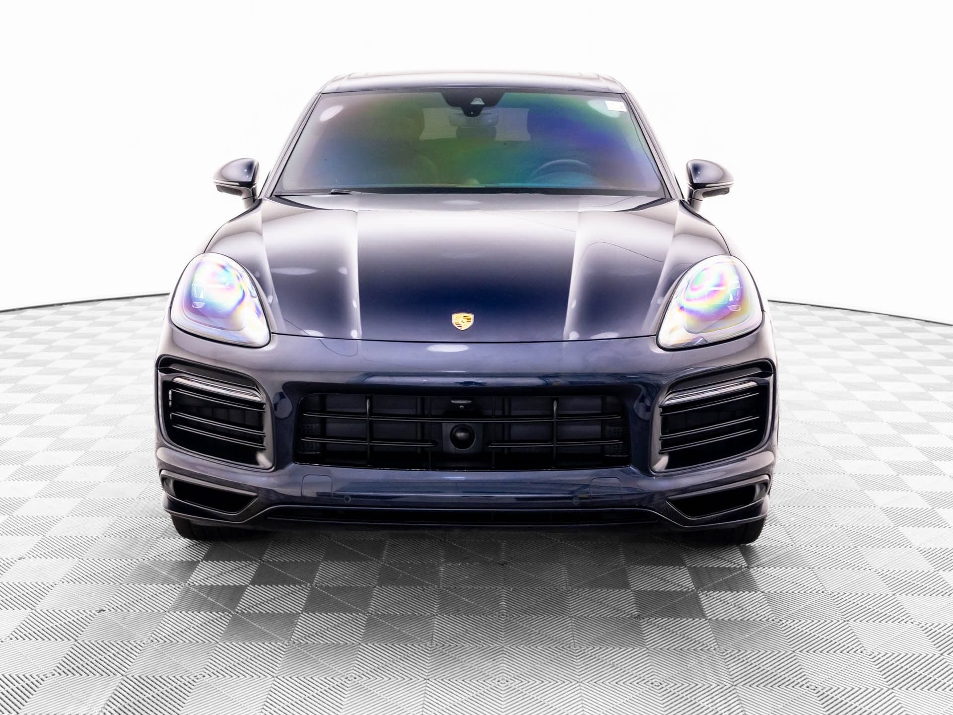 Used 2021 Porsche Cayenne GTS AWD/4WD image 9