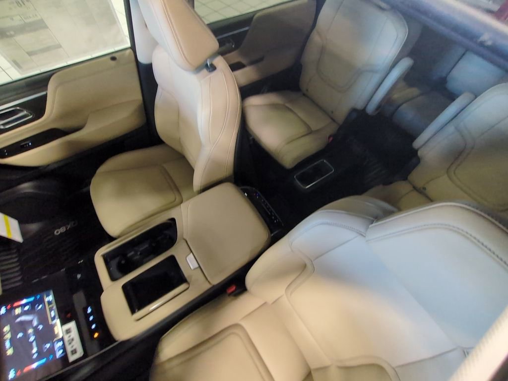 New 2026 INFINITI QX80 Pure w/ Cargo Package image 11