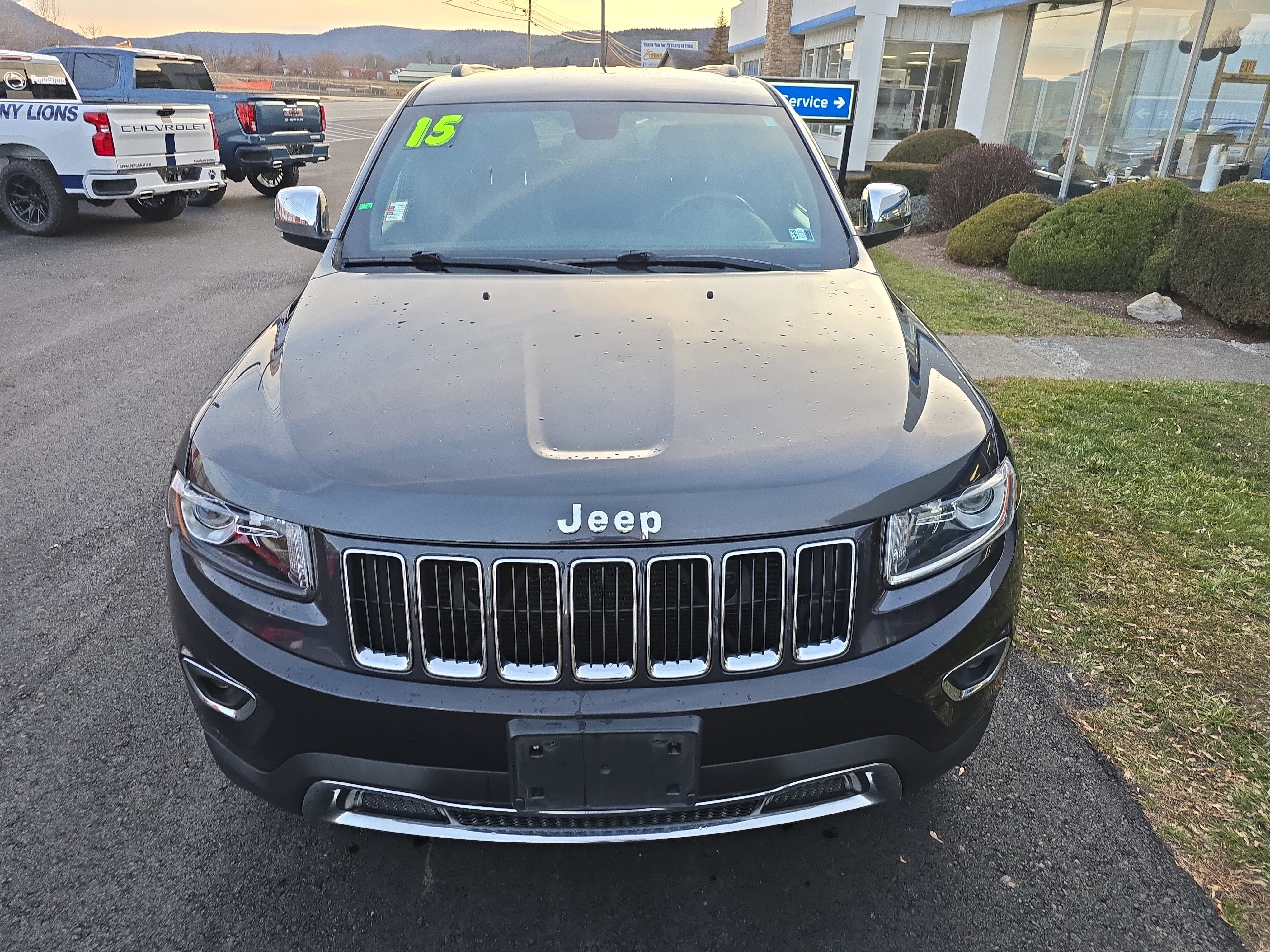 Used 2015 Jeep Grand Cherokee Limited image 9
