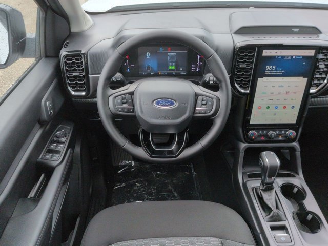 New 2026 Ford Ranger XLT w/ Equipment Group 301A High AWD/4WD image 16