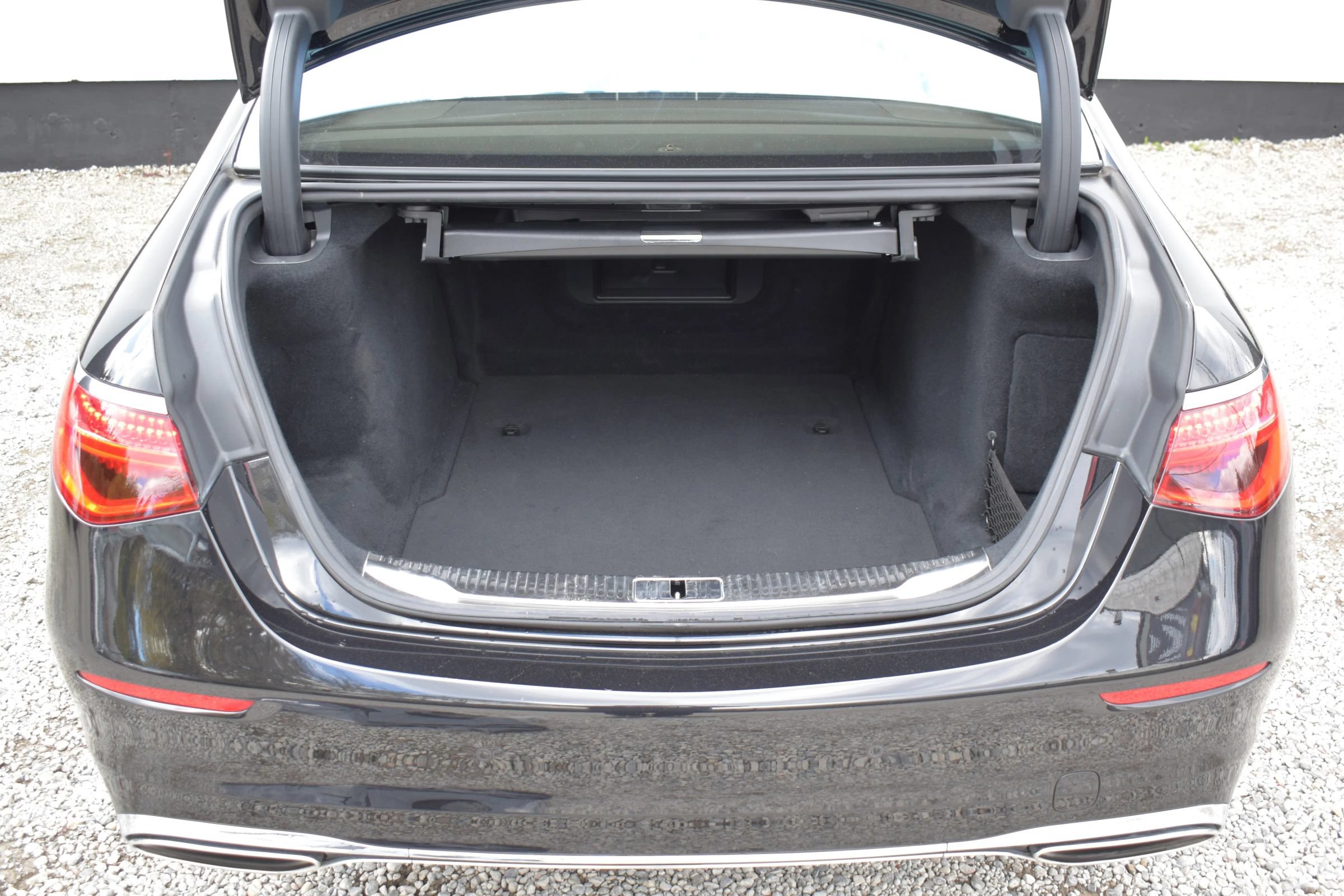 Used 2024 Mercedes-Benz S 500 4MATIC image 76