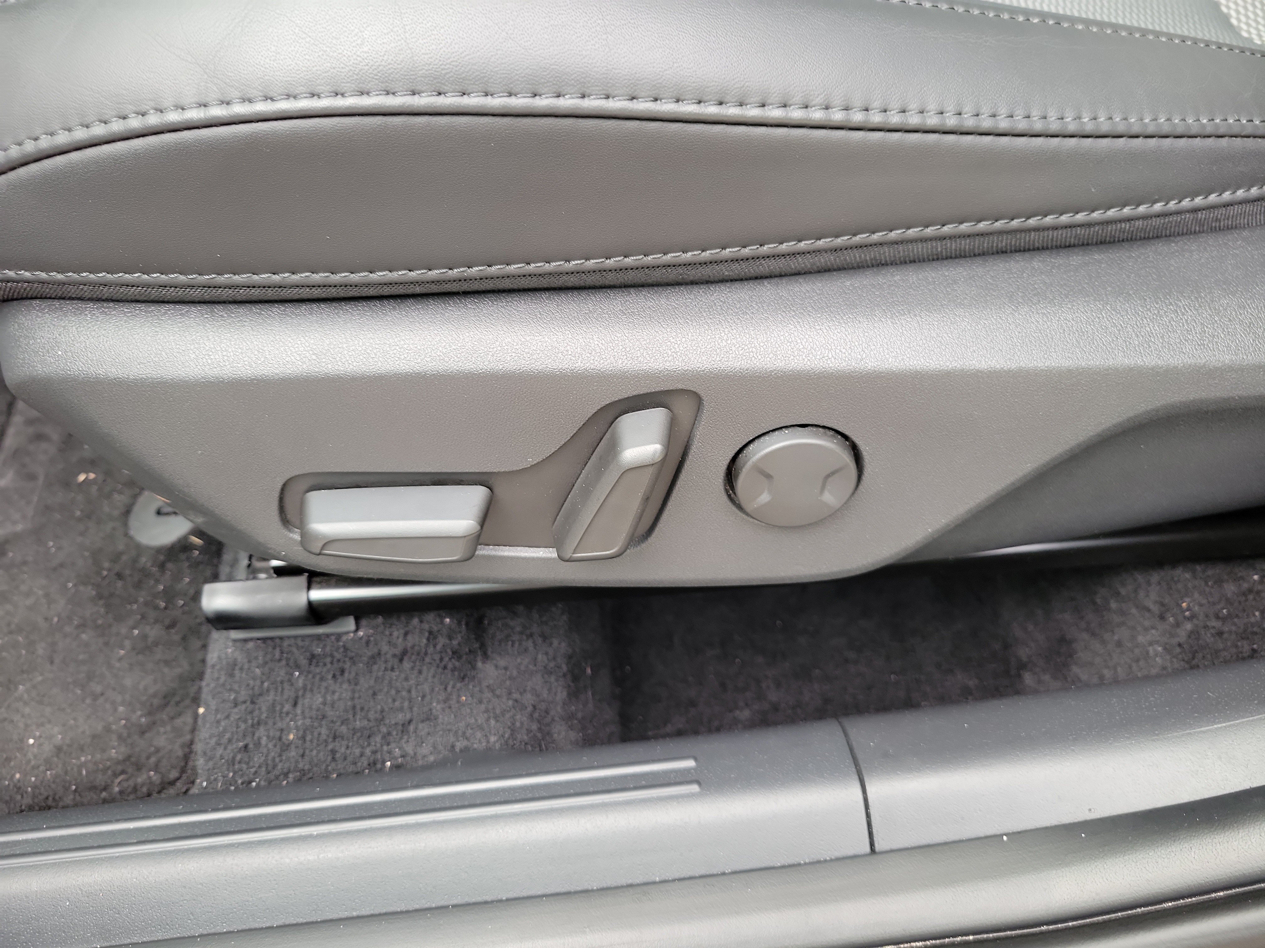 Certified 2025 Kia Niro EX FWD image 21