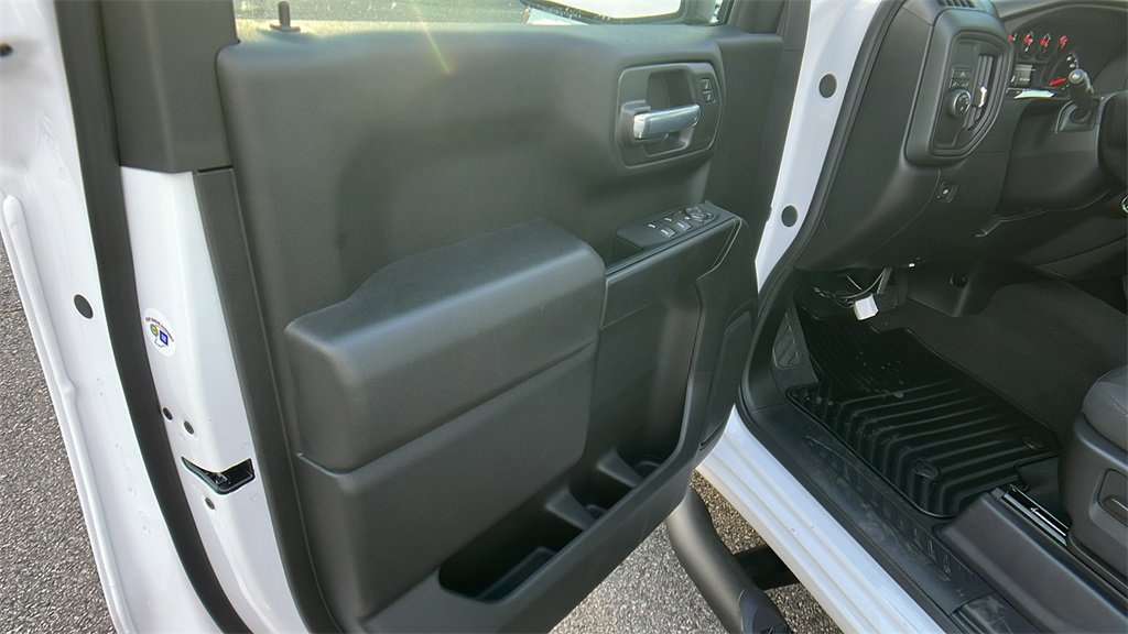 New 2026 Chevrolet Silverado 1500 Custom w/ Turbomax Blackout Package image 11