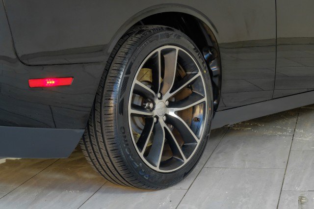 Used 2015 Dodge Challenger R/T Scat Pack RWD image 56