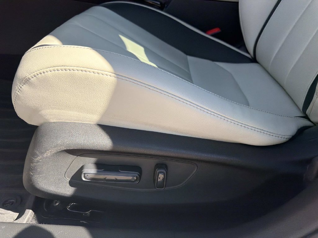 Used 2023 Acura Integra A-Spec FWD image 16