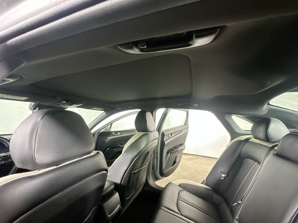 Used 2025 Kia K5 GT-Line w/ GT-Line Premium Package FWD image 15