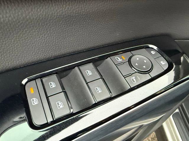 New 2025 Nissan Pathfinder SL image 20