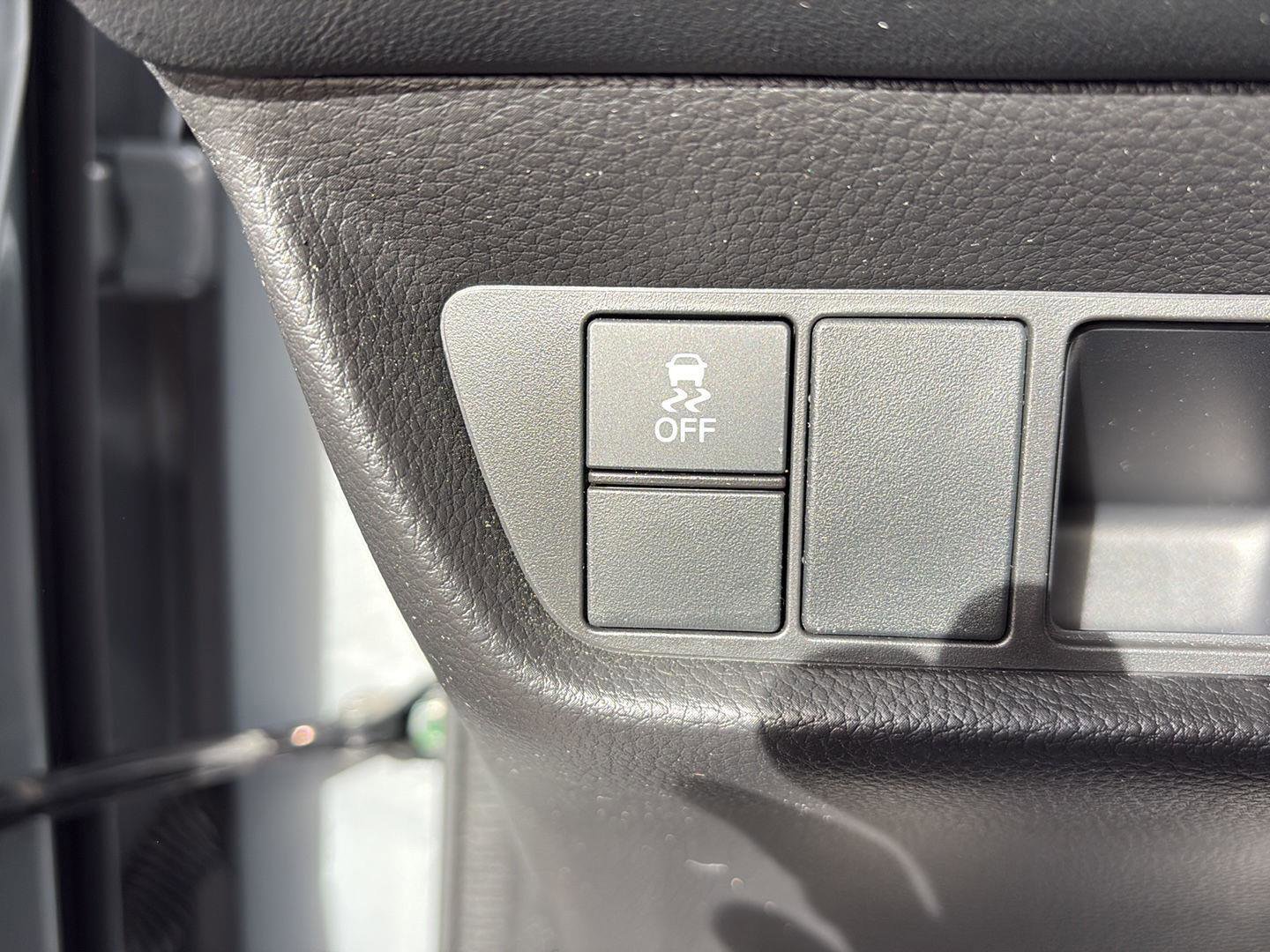 Certified 2024 Honda HR-V Sport image 9