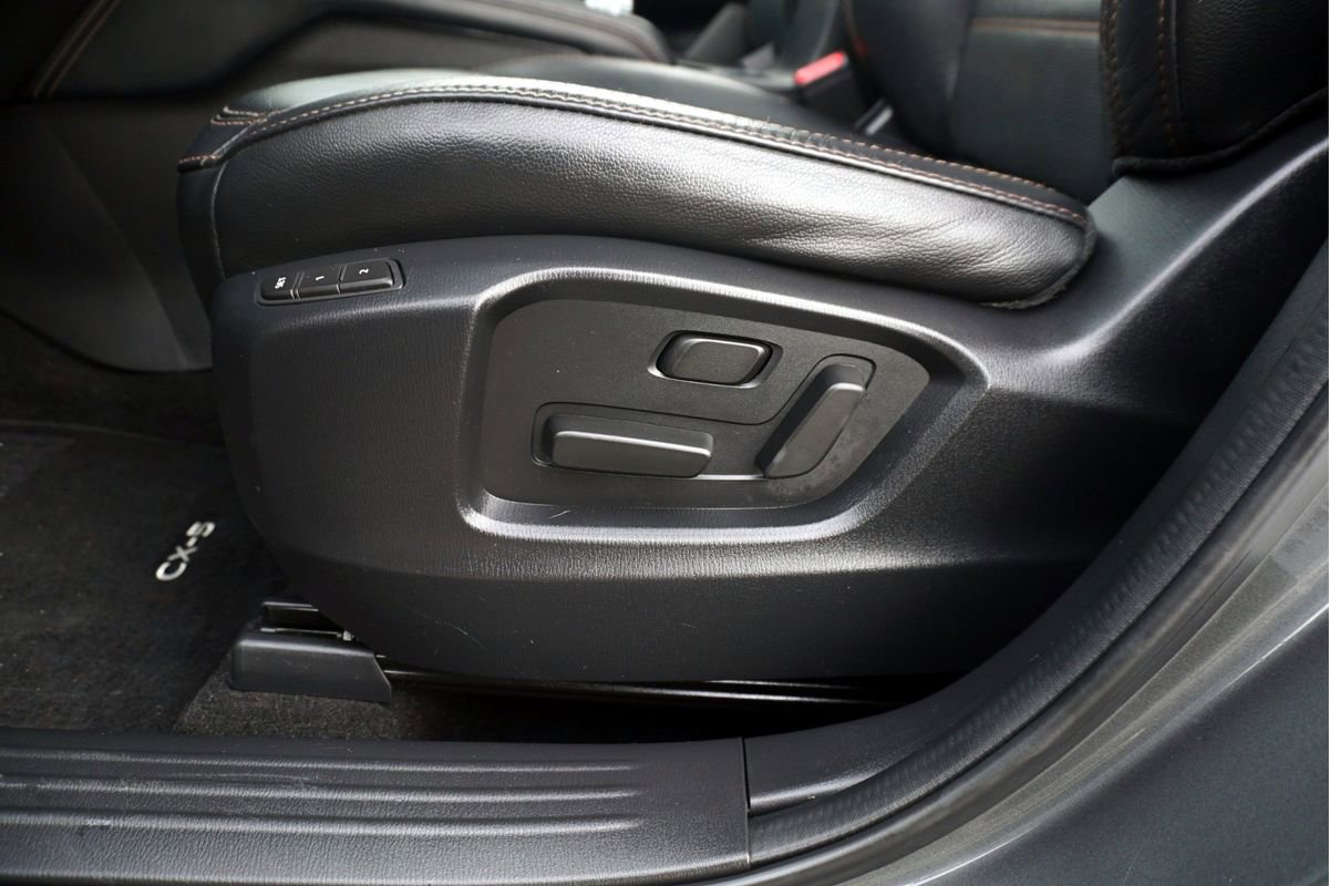 Used 2022 MAZDA CX-5 AWD 2.5 S w/ Premium Package image 17