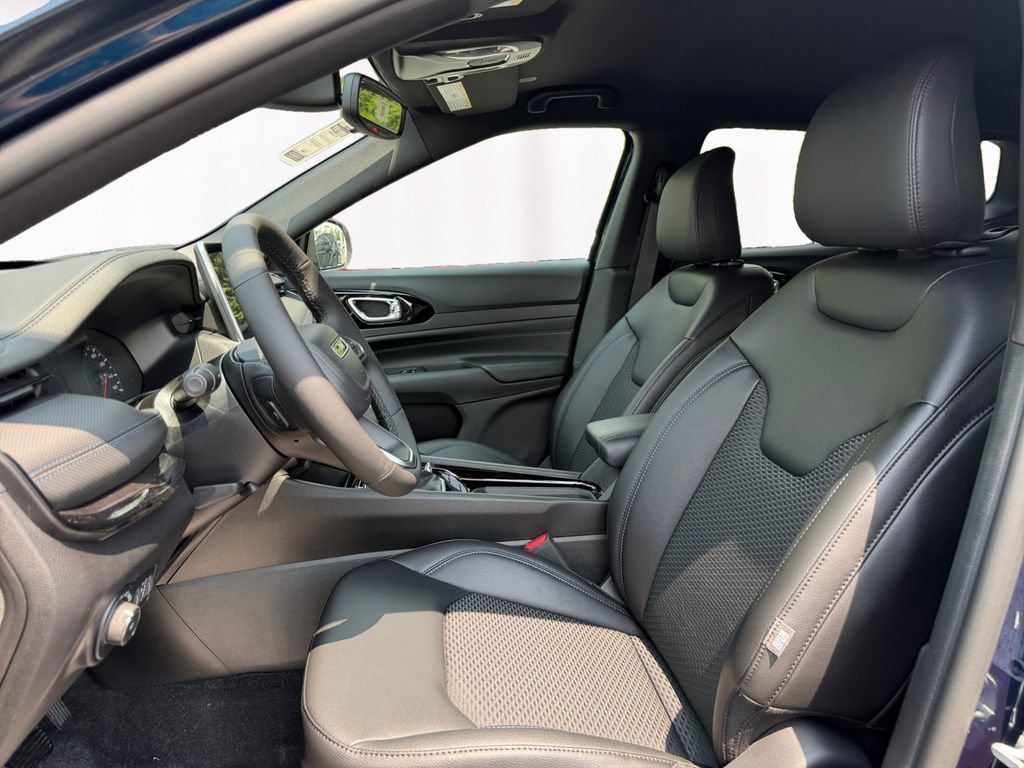 New 2026 Jeep Compass Latitude AWD/4WD image 9