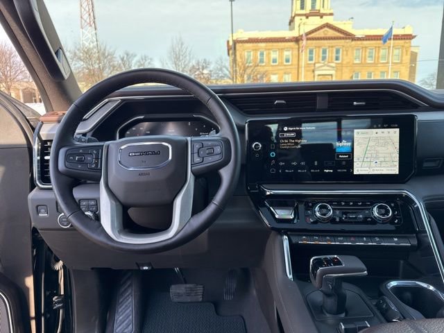 Used 2024 GMC Sierra 1500 Denali w/ Denali Reserve Package image 14