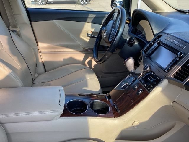 Used 2013 Toyota Venza XLE AWD/4WD image 19