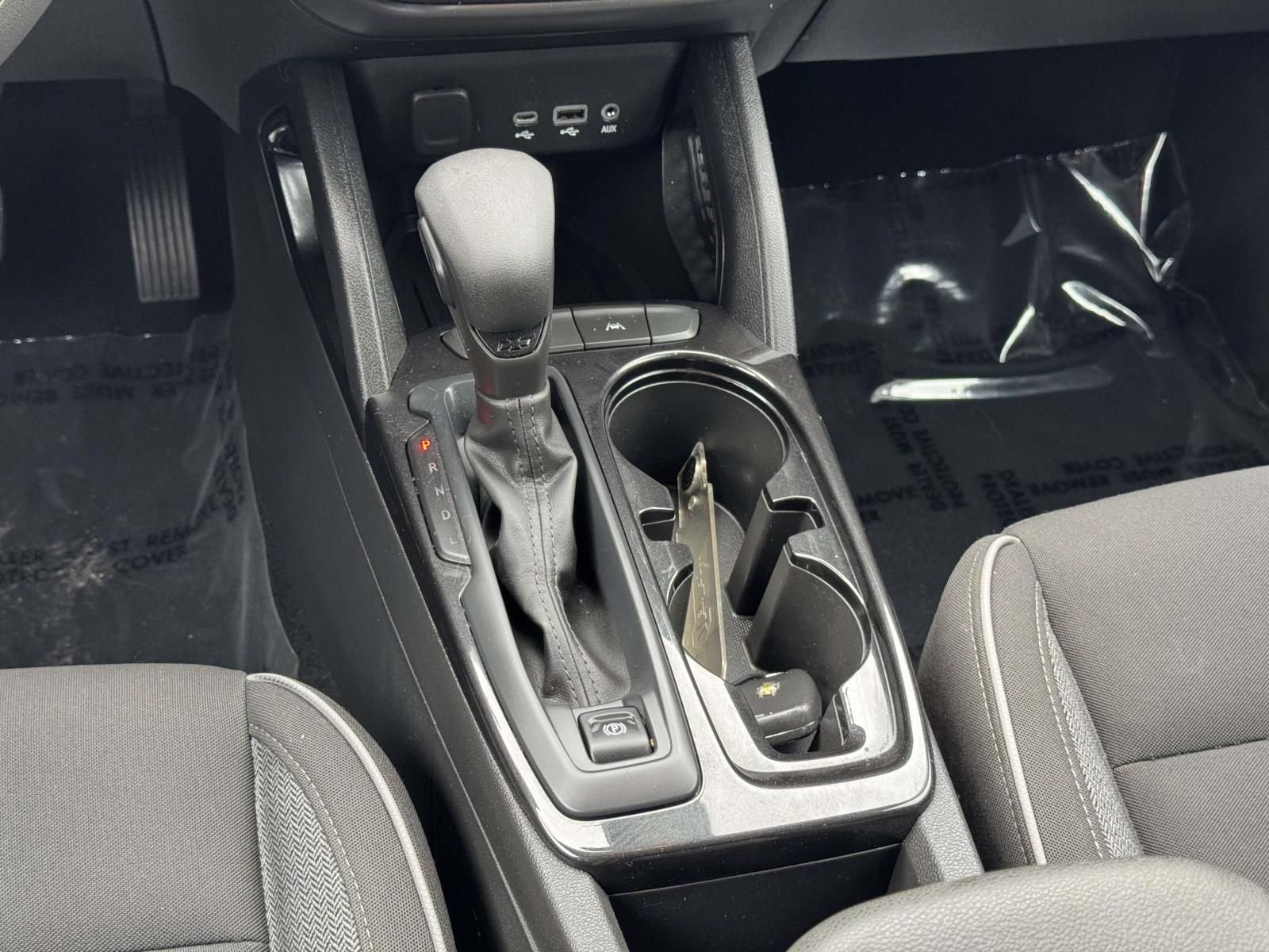 Used 2022 Chevrolet TrailBlazer LT w/ Convenience Package FWD image 11