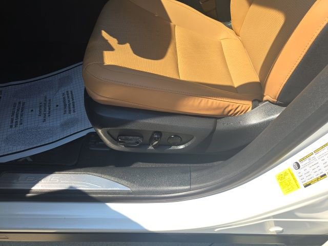 Used 2023 Lexus RX 350 Premium Plus w/ Accessory Package AWD/4WD image 28