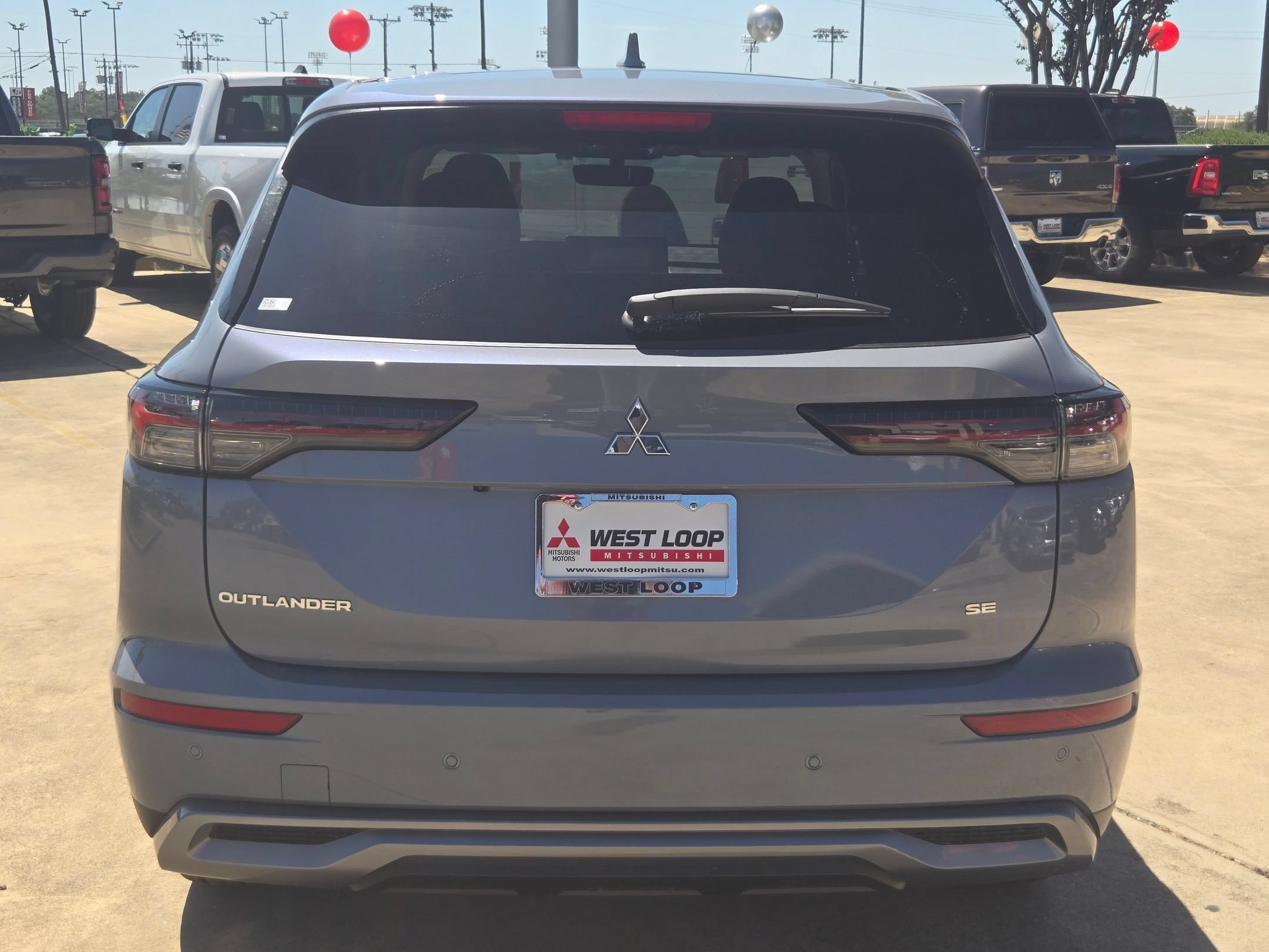 New 2026 Mitsubishi Outlander SE FWD image 4
