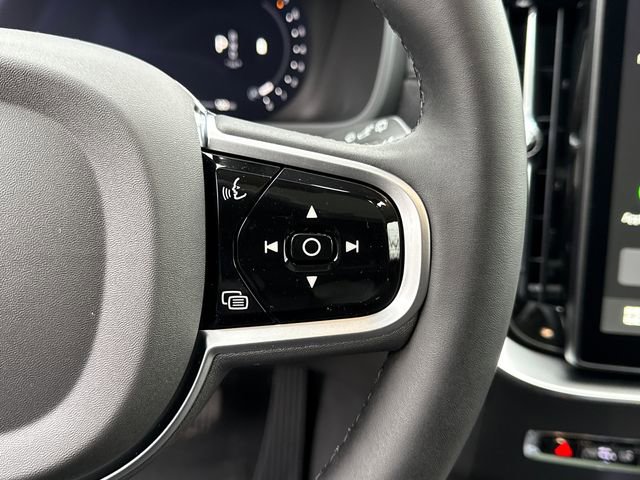 New 2026 Volvo XC90 B6 Plus w/ Protection Package Premier image 13