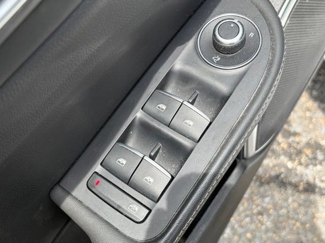 Used 2023 Alfa Romeo Giulia Ti AWD/4WD image 19